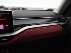 2022款 TSI330 两驱奢享版