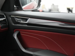 2022款 TSI330 两驱奢享版