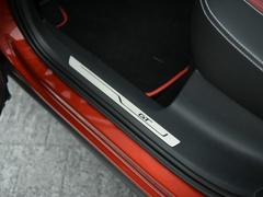 2022款 TSI330 两驱奢享版