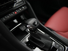 2022款 TSI330 两驱奢享版