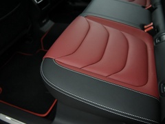 2022款 TSI330 兩驅奢享版