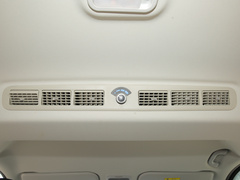 2021款 旅行版 2.0L 手动舒适型 7座