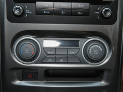 2021款 旅行版 2.0L 手动舒适型 7座