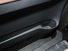 2021款 旅行版 2.0L 手动舒适型 7座
