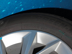 2021款 旅行版 2.0L 手动豪华型 7座