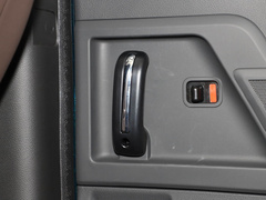 2021款 旅行版 2.0L 手动豪华型 7座