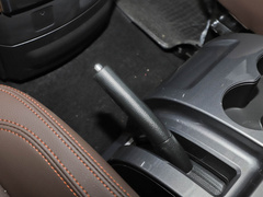 2021款 旅行版 2.0L 手动豪华型 7座