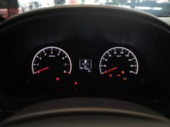 2021款 旅行版 2.0L 手动豪华型 7座