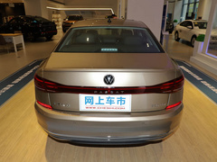 2022款 330TSI 豪华版