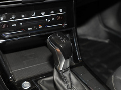 2022款 330TSI 豪华版
