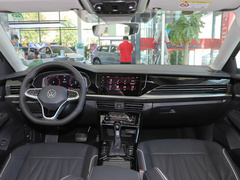 2022款 330TSI 星空尊贵版