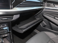 2022款 330TSI 星空尊贵版