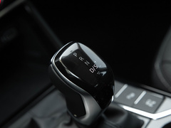2022款 330TSI 星空尊贵版