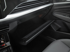 2022款 330TSI 星空尊贵版