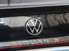 2022款 330TSI 两驱旗舰版