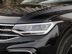 2022款 330TSI 两驱旗舰版