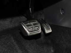 2022款 330TSI 两驱旗舰版
