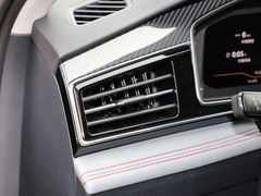 2022款 330TSI 两驱旗舰版