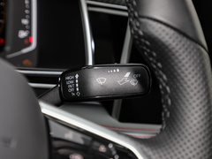 2022款 330TSI 两驱旗舰版