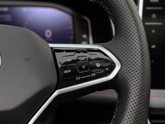 2022款 330TSI 两驱旗舰版