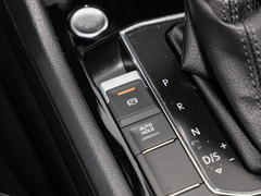 2022款 330TSI 两驱旗舰版