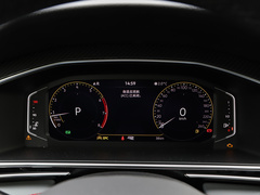 2022款 330TSI 两驱旗舰版