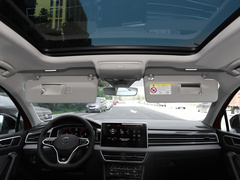2022款 330TSI 两驱尊崇旗舰版