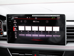 2022款 330TSI 两驱尊崇旗舰版