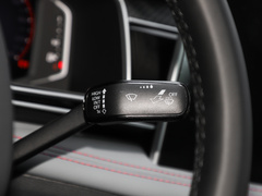 2022款 330TSI 两驱尊崇旗舰版