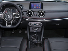 2022款 1.5L 手动悦享型