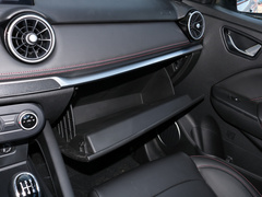 2022款 1.5L 手动悦享型