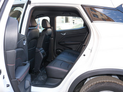 2022款 1.5L 手动悦享型