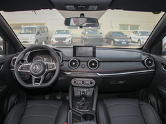 2022款 1.5L 手动悦享型