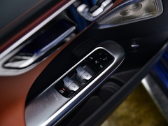 2022款 C 260 L 运动版