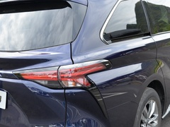2021款 2.5L混动 铂金版