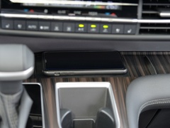 2021款 2.5L混动 铂金版