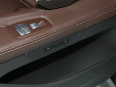 2021款 730Li M运动套装 