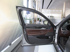 2021款 730Li M运动套装 