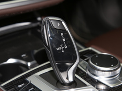 2021款 730Li M运动套装 