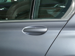 2021款 740Li 领先型 M运动套装 