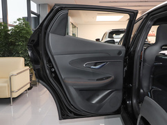2022款 1.5T 尊贵型