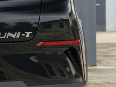 2022款 1.5T 旗舰型