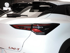 2022款 1.5T 旗舰型