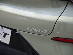2022款 1.5T 运动版 旗舰型