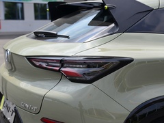 2022款 1.5T 运动版 旗舰型