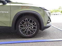 2022款 1.5T 运动版 旗舰型