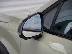 2022款 1.5T 运动版 旗舰型