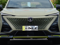 2022款 1.5T 运动版 旗舰型