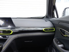 2022款 1.5T 运动版 旗舰型