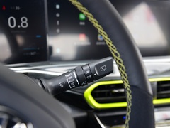 2022款 1.5T 运动版 旗舰型